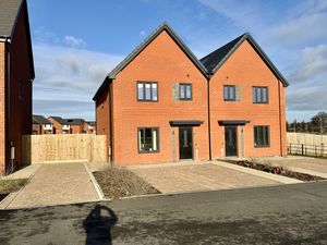 Photo 19- click for photo gallery